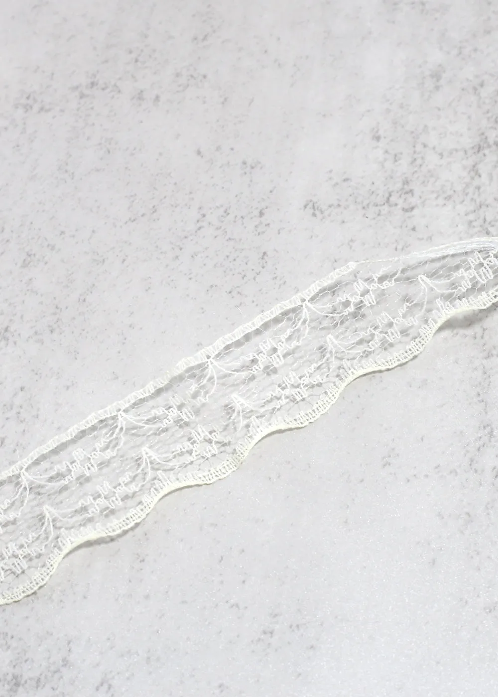 2 PC Long Lace Hairclips