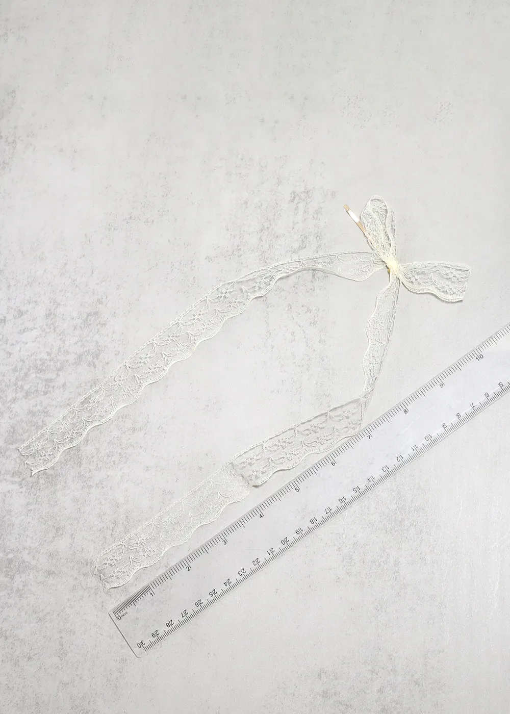 2 PC Long Lace Hairclips