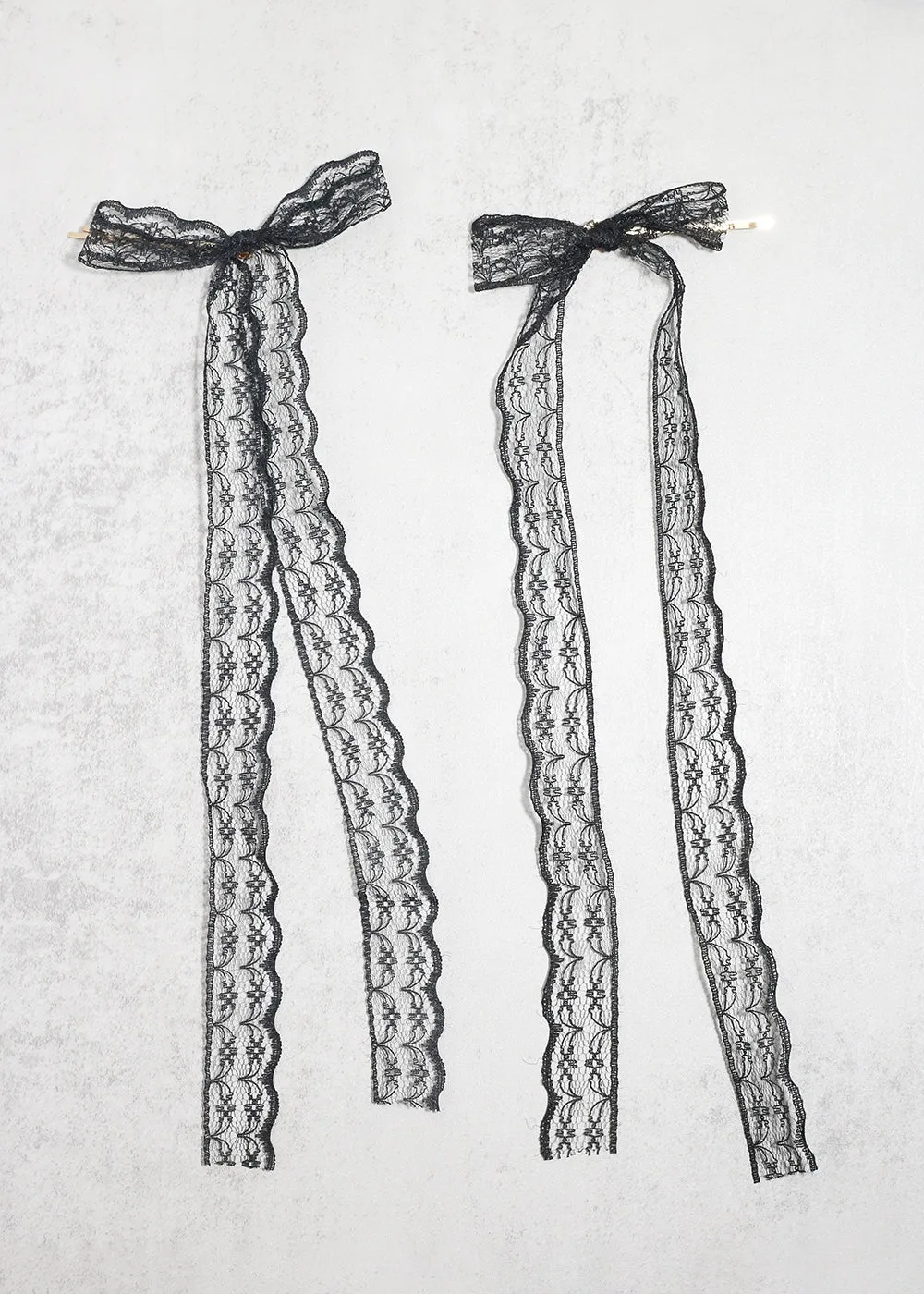 2 PC Long Lace Hairclips