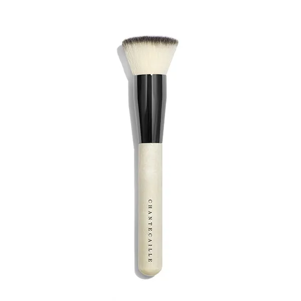 Buff and Blur Brush Chantecaille