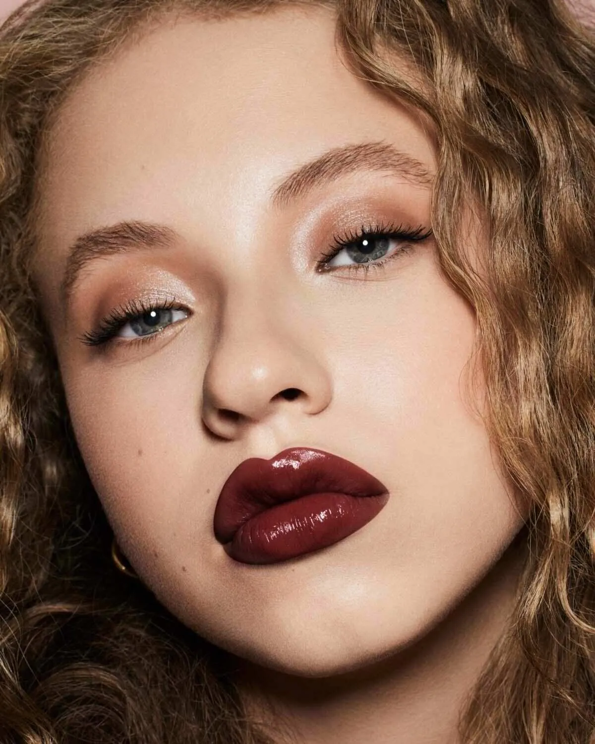 Gloss Bomb Stix High-Shine Gloss Stick — Black'r Berry Fenty Beauty