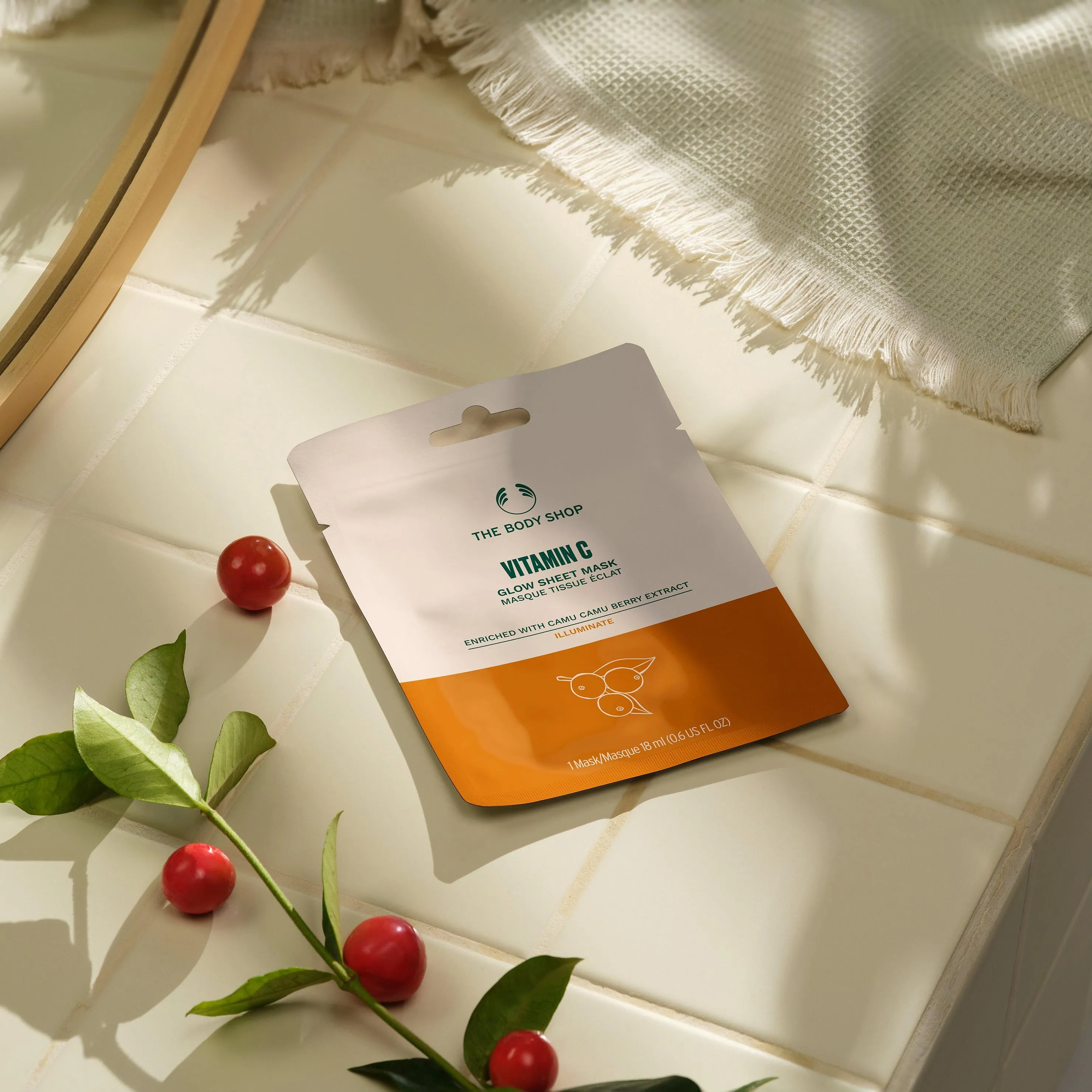 Vitamin C Glow Sheet Mask The Body Shop
